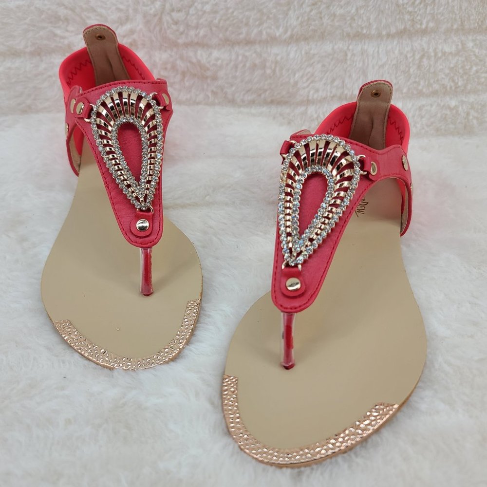 Red Summer Sandals With Rhinestone Toe Strap - Picture 6 of 7